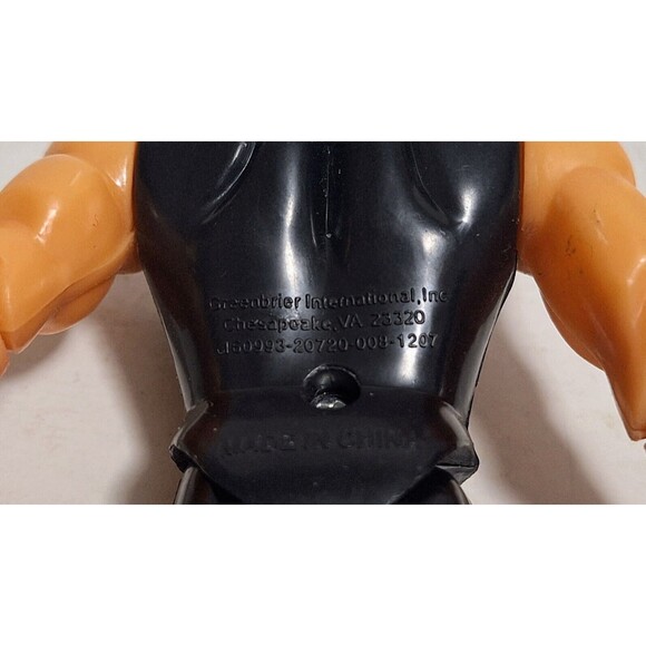 VINTAGE GREENBRIER INTERNATIONAL PIRATES & EXTREME FIGHTING ACTION FIGURE LOT - Picture 5 of 6